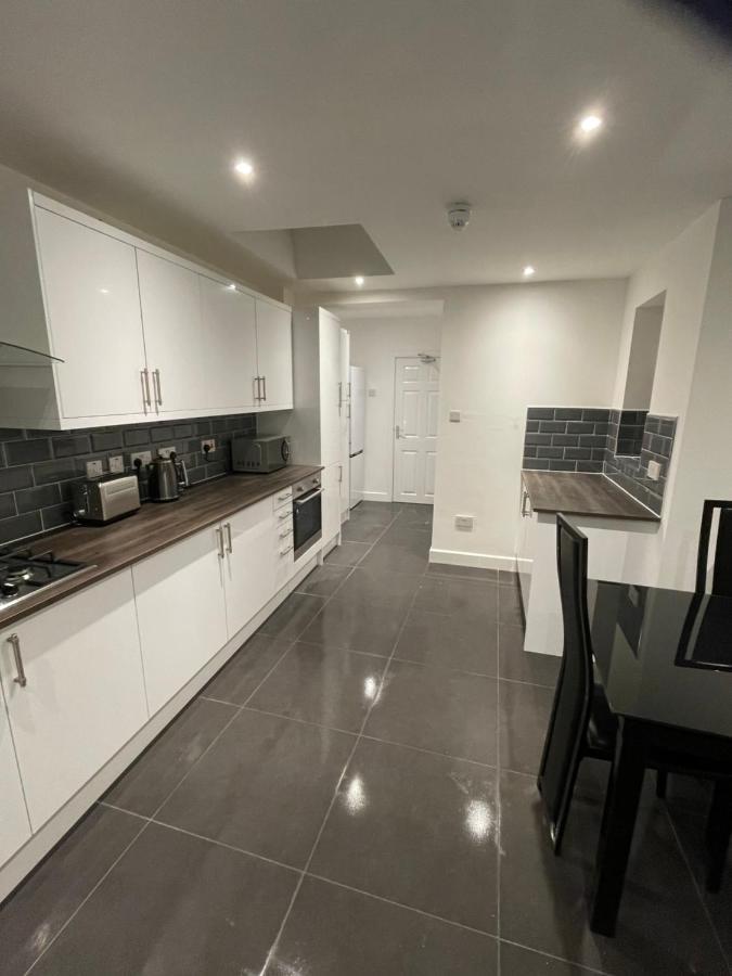 Vale Nky Apartment Rooms London Ngoại thất bức ảnh